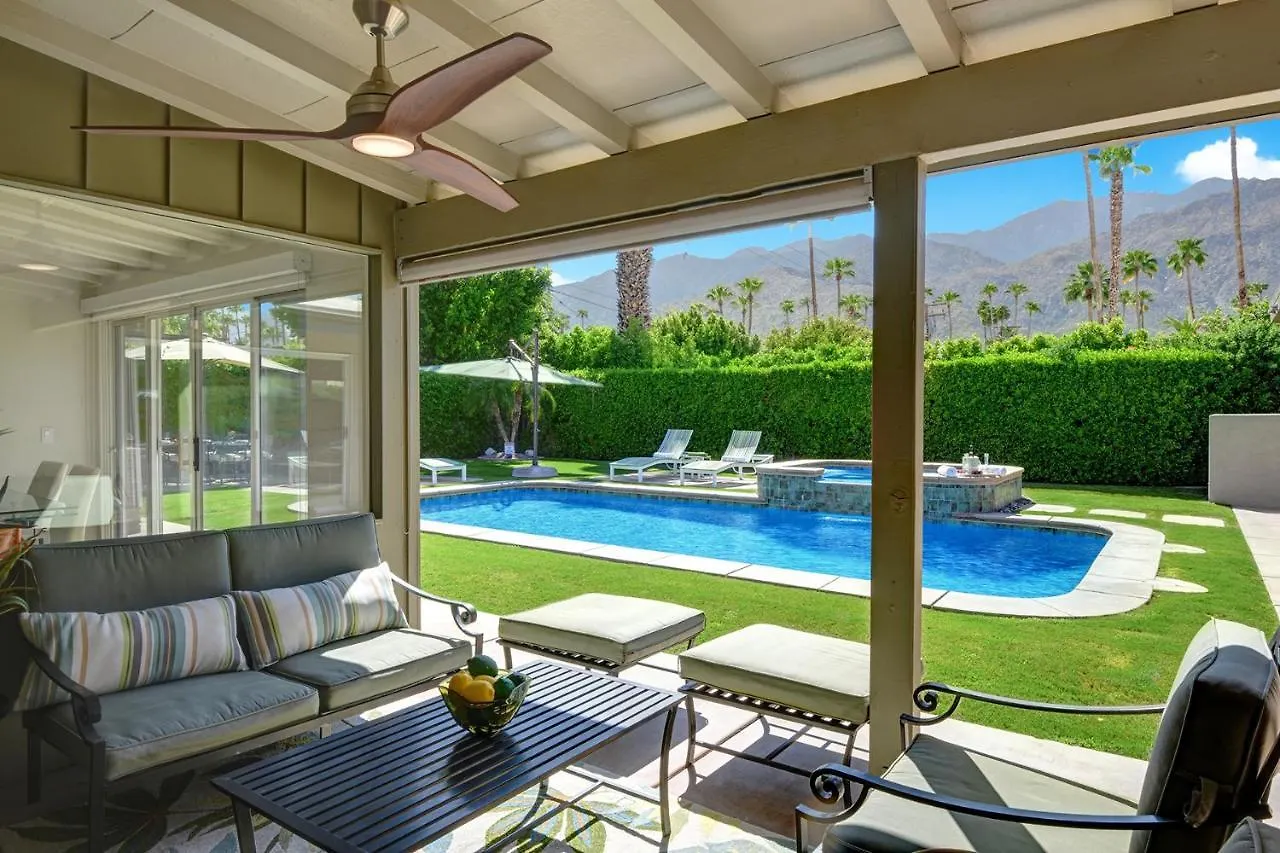 Ultra-Luxury- Resort Style Private Compound-Close To Everything- 3Bd/2.5Ba بالم سبرينغس