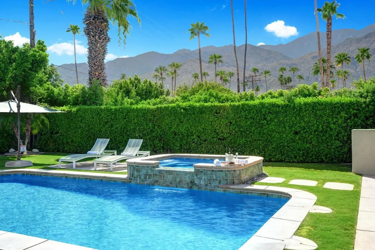 بيت للعطل Ultra-Luxury- Resort Style Private Compound-Close To Everything- 3Bd/2.5Ba بالم سبرينغس